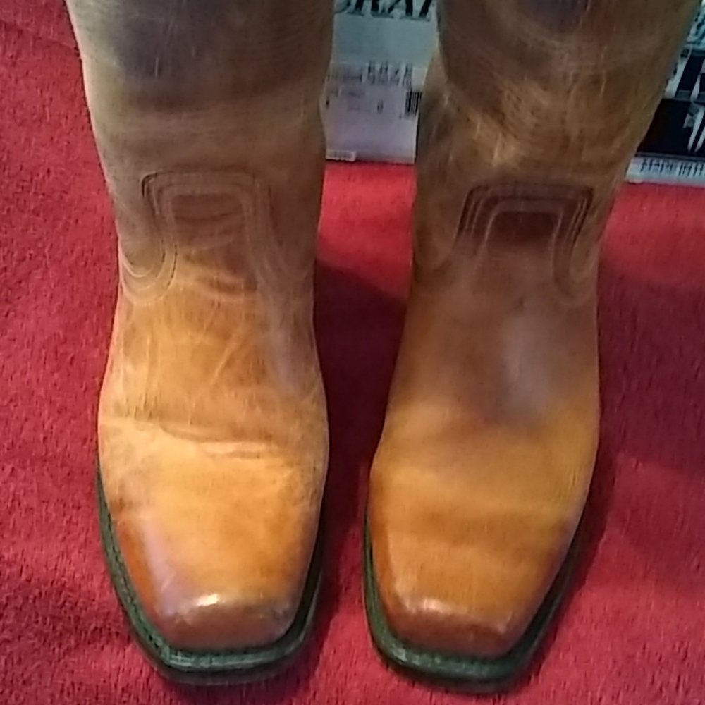 Frye Cavalry 12L Cognoc size 8 M